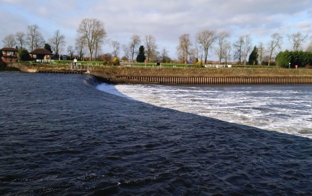 Cromwell Weir on River Trent